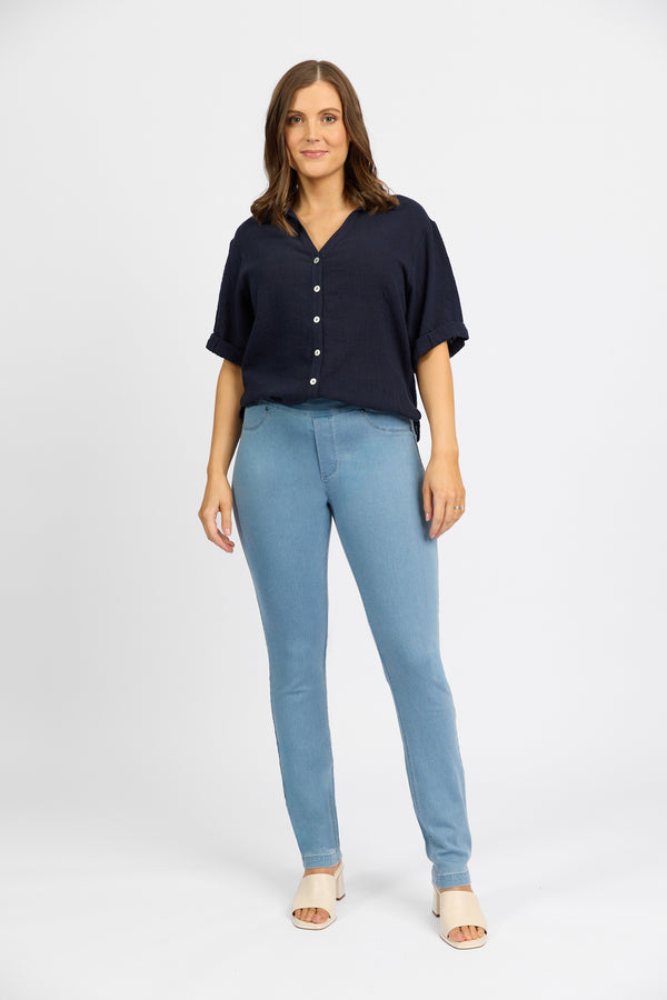 California - Stretch Denim Pull-On Jeans - Chambray Denim | Macjays
